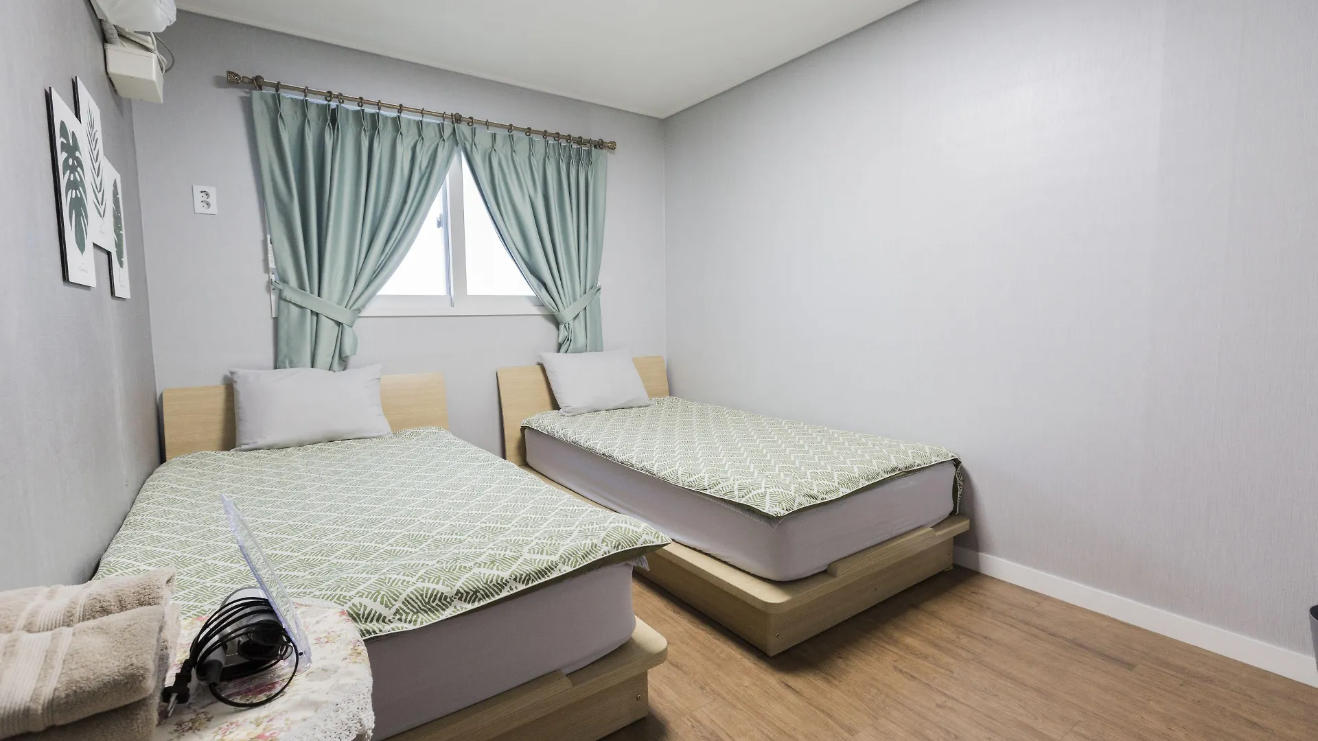 인천공항 게스트하우스 레인부츠 4*, Incheon