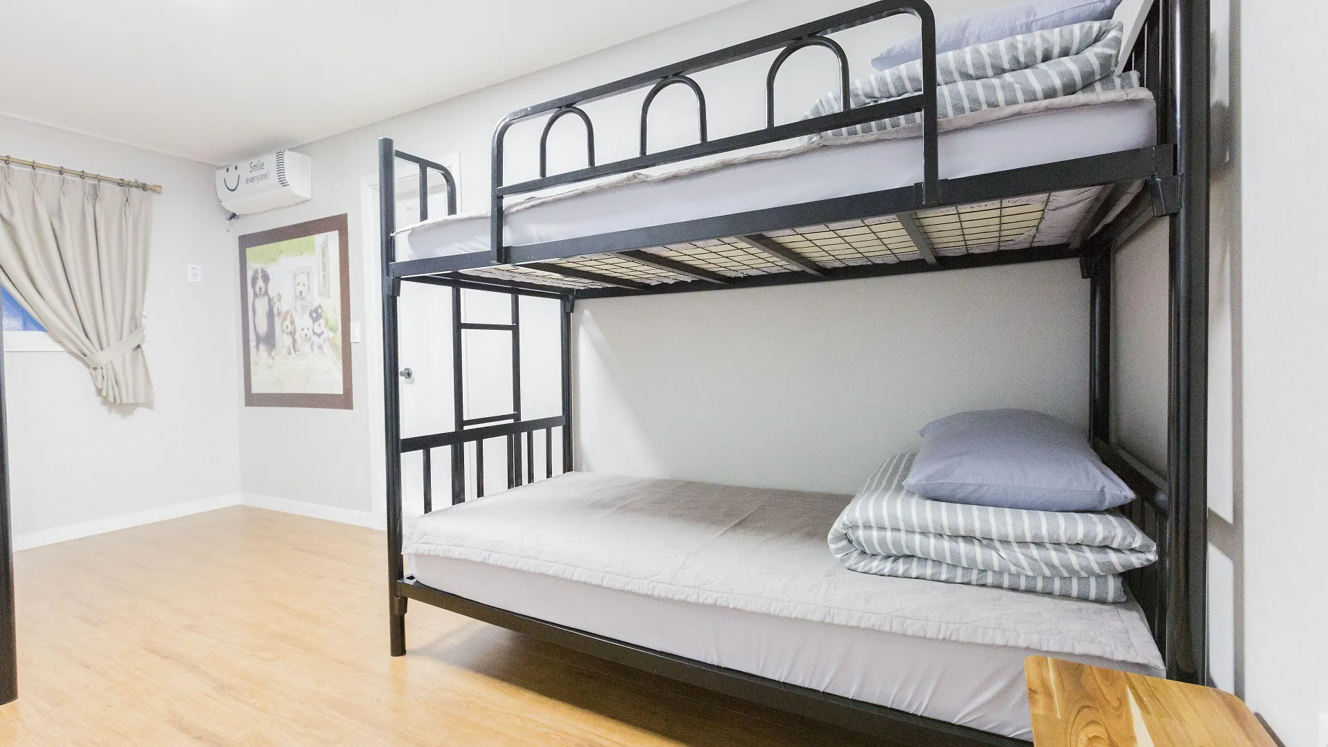 인천공항 게스트하우스 레인부츠 Incheon