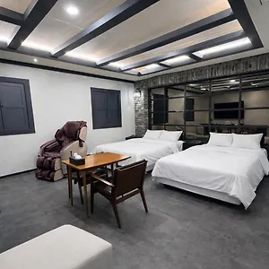 Carlton Juan Spacious Renovated Free Wifi 호텔