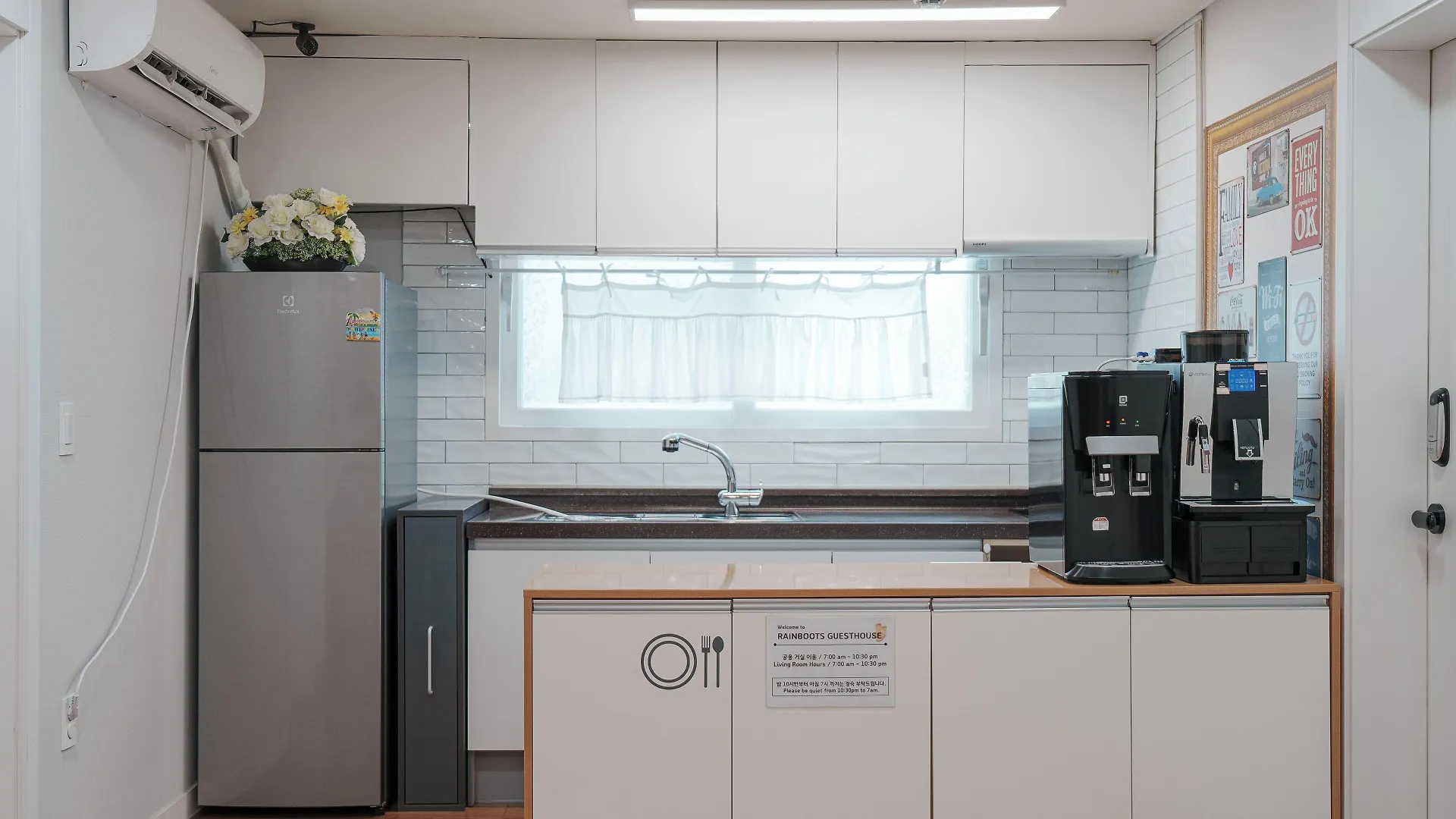 **** ゲストハウス 인천공항 게스트하우스 레인부츠 韓国