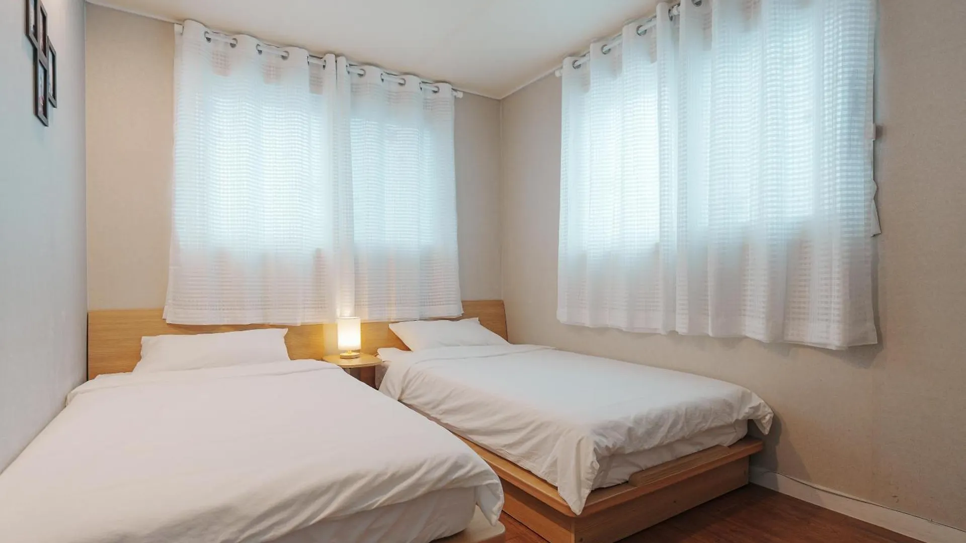 인천공항 게스트하우스 레인부츠