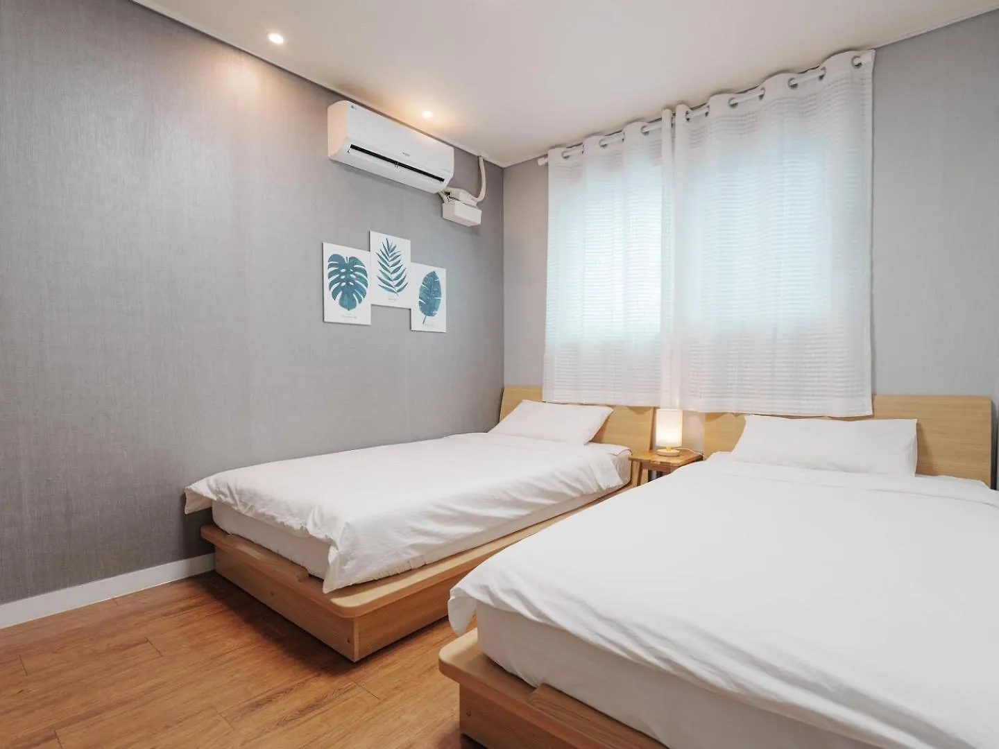 Rain Boots Guest House Incheon
