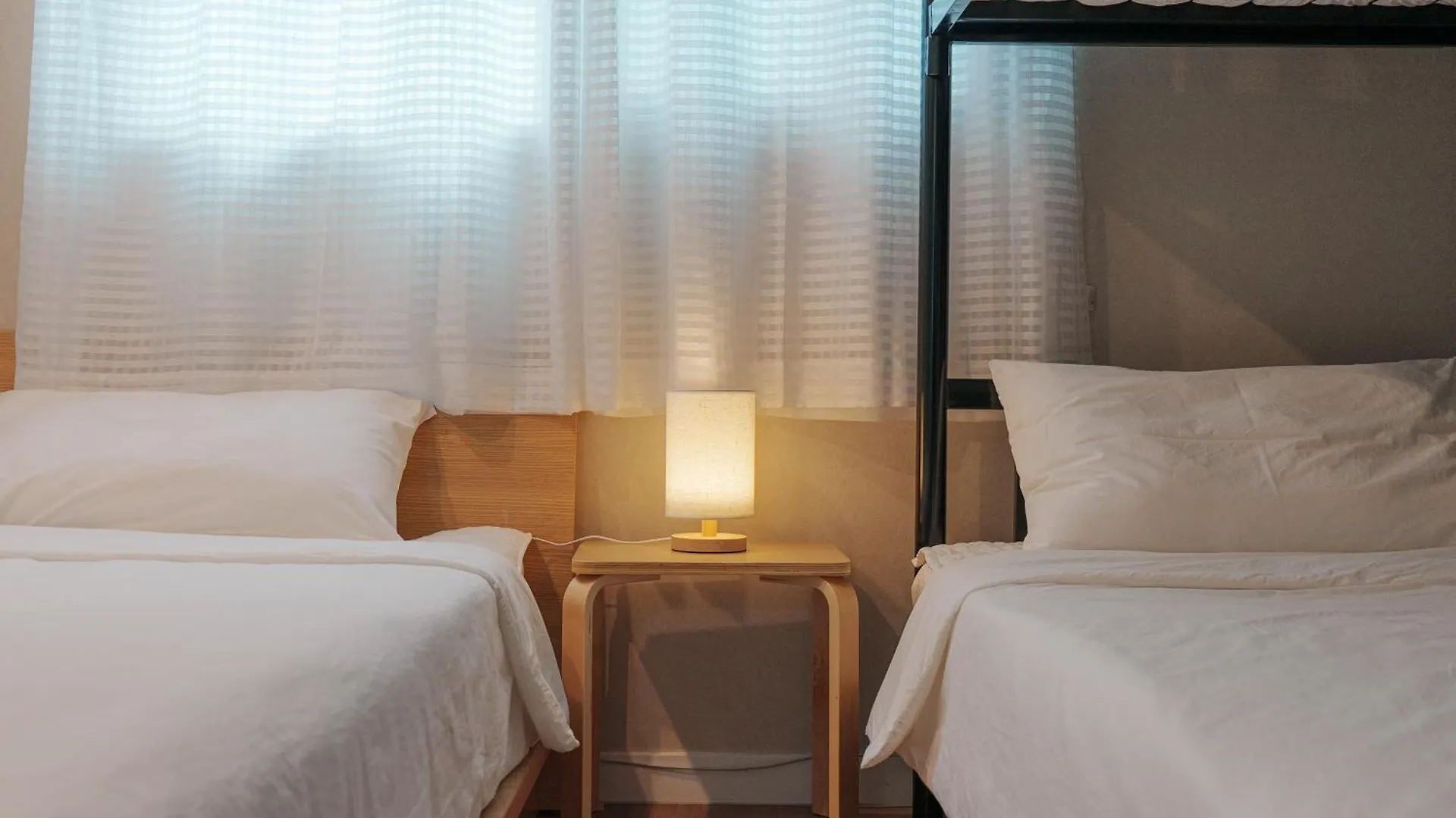 인천공항 게스트하우스 레인부츠 4*, Incheon South Korea