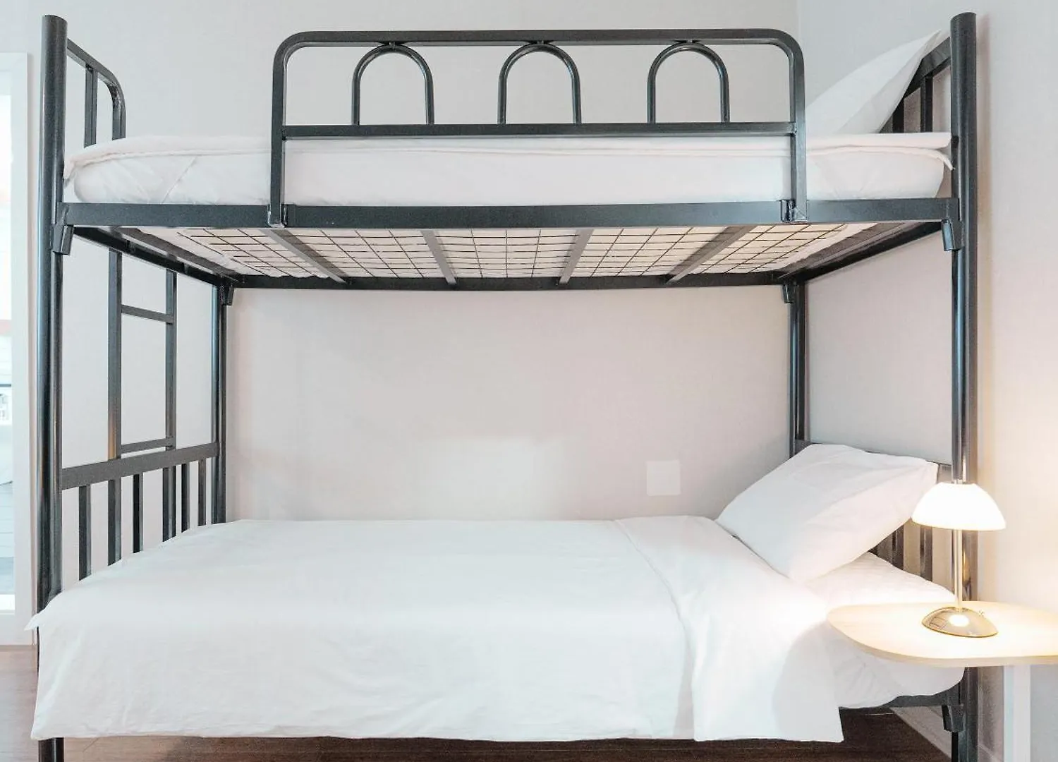Rain Boots Guest House Incheon