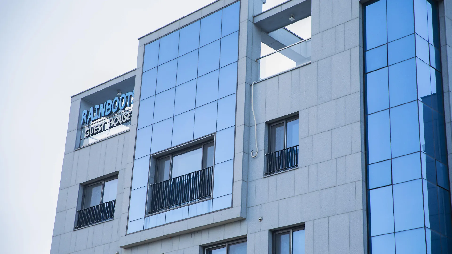 **** Guest house 인천공항 게스트하우스 레인부츠 South Korea