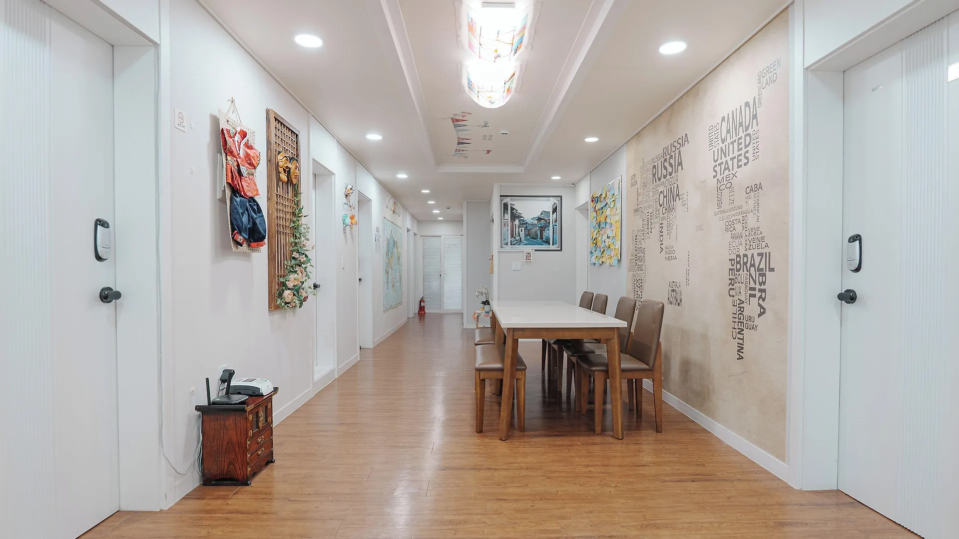 인천공항 게스트하우스 레인부츠 Incheon